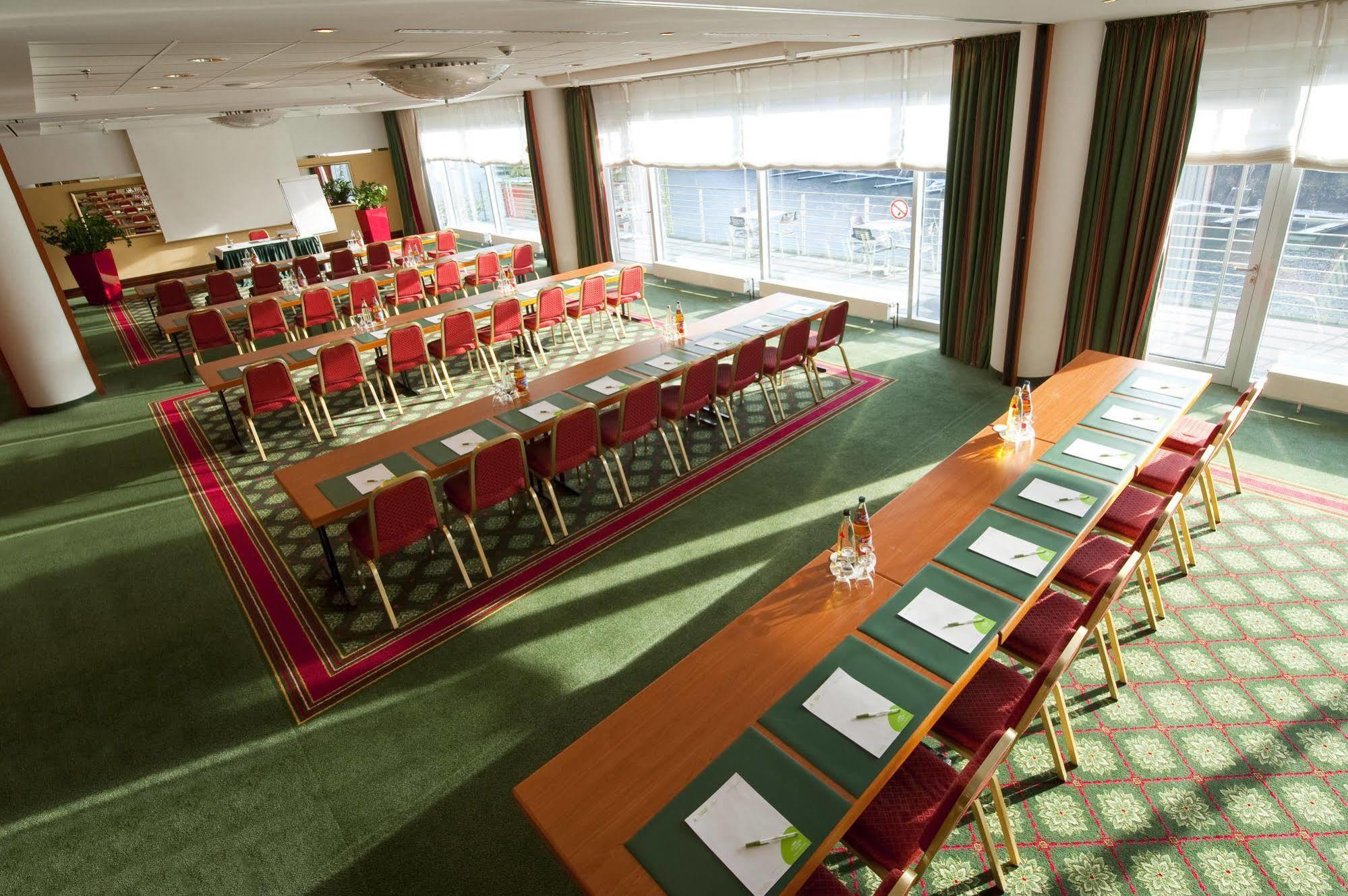 Courtyard By Marriott Duesseldorf Hafen Hotel Luaran gambar