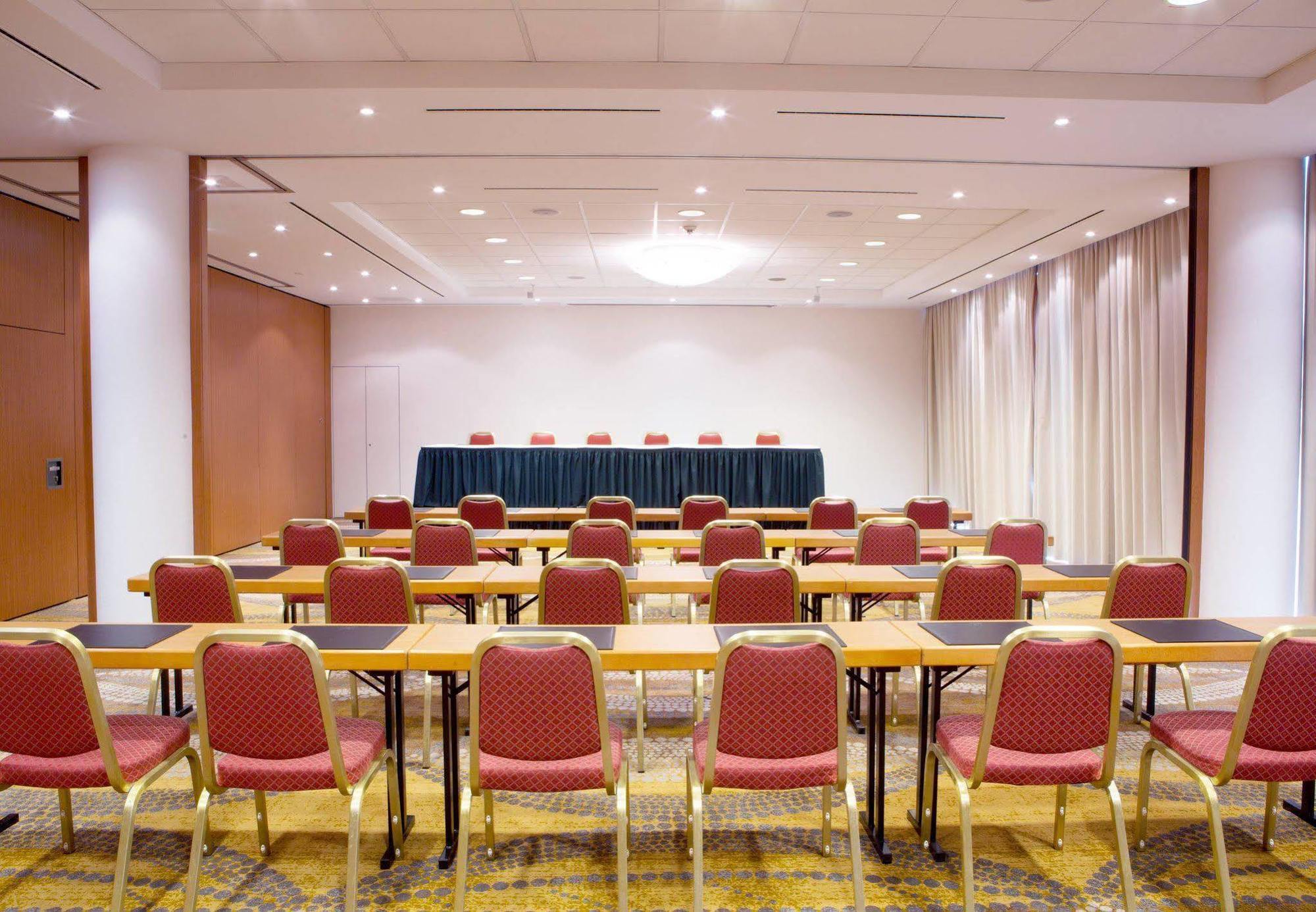 Courtyard By Marriott Duesseldorf Hafen Hotel Luaran gambar